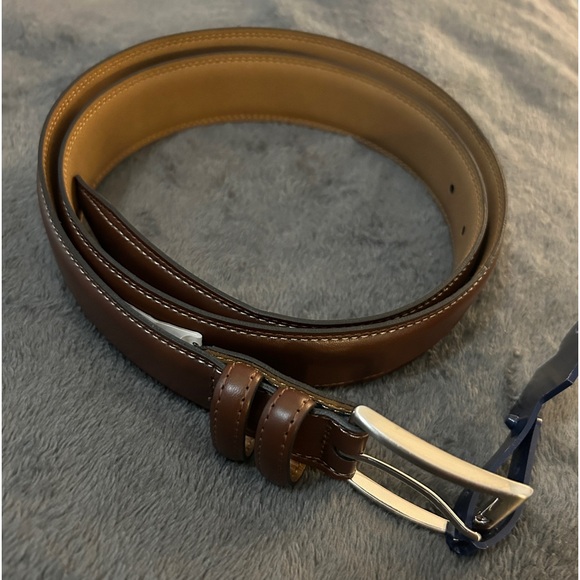 NWT Saddlebred Brown Leather Belt Silver Buckle L 38/40 - Picture 3 of 7